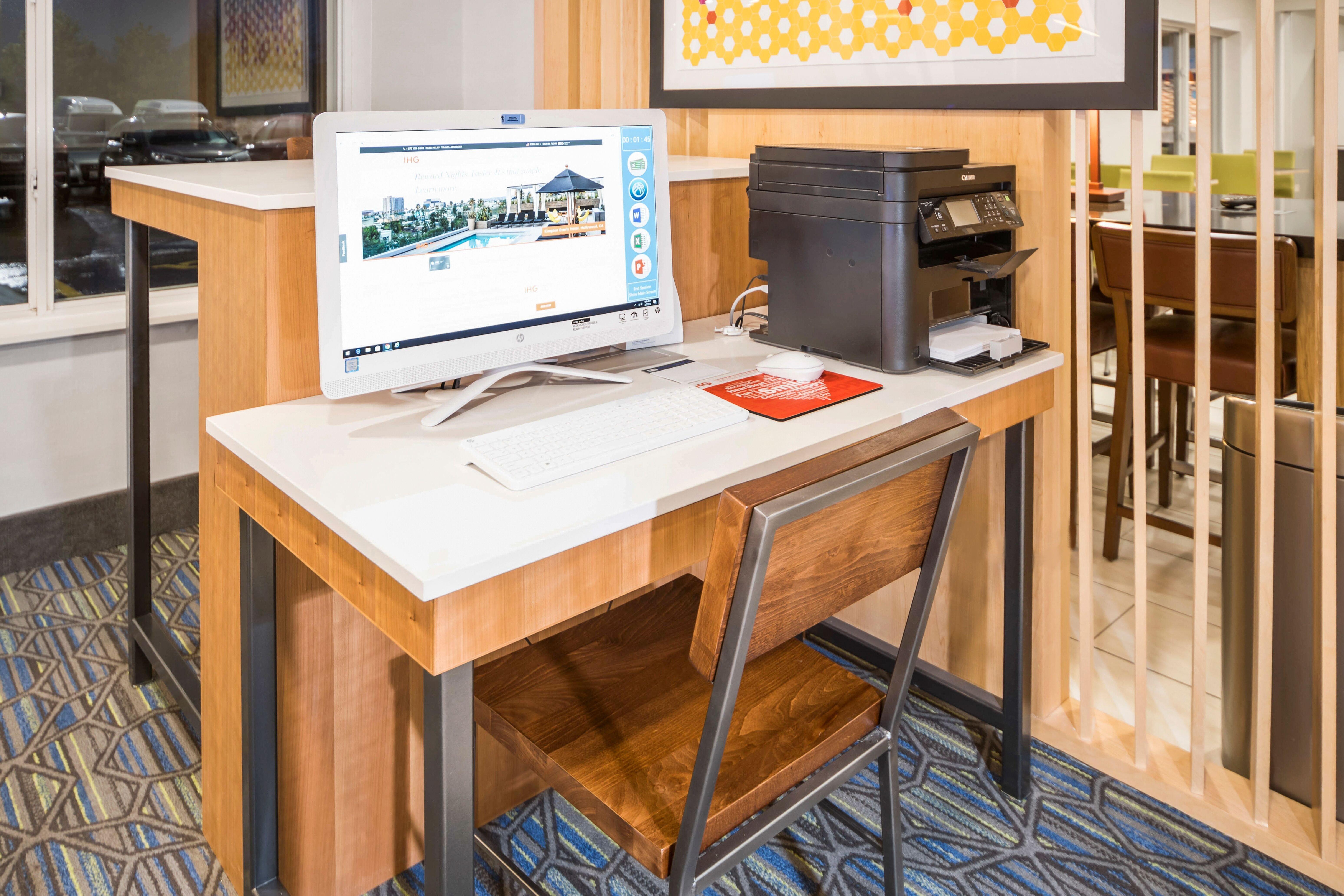 Holiday Inn Express Chicago Northwest-Vernon Hills By Ihg Εξωτερικό φωτογραφία