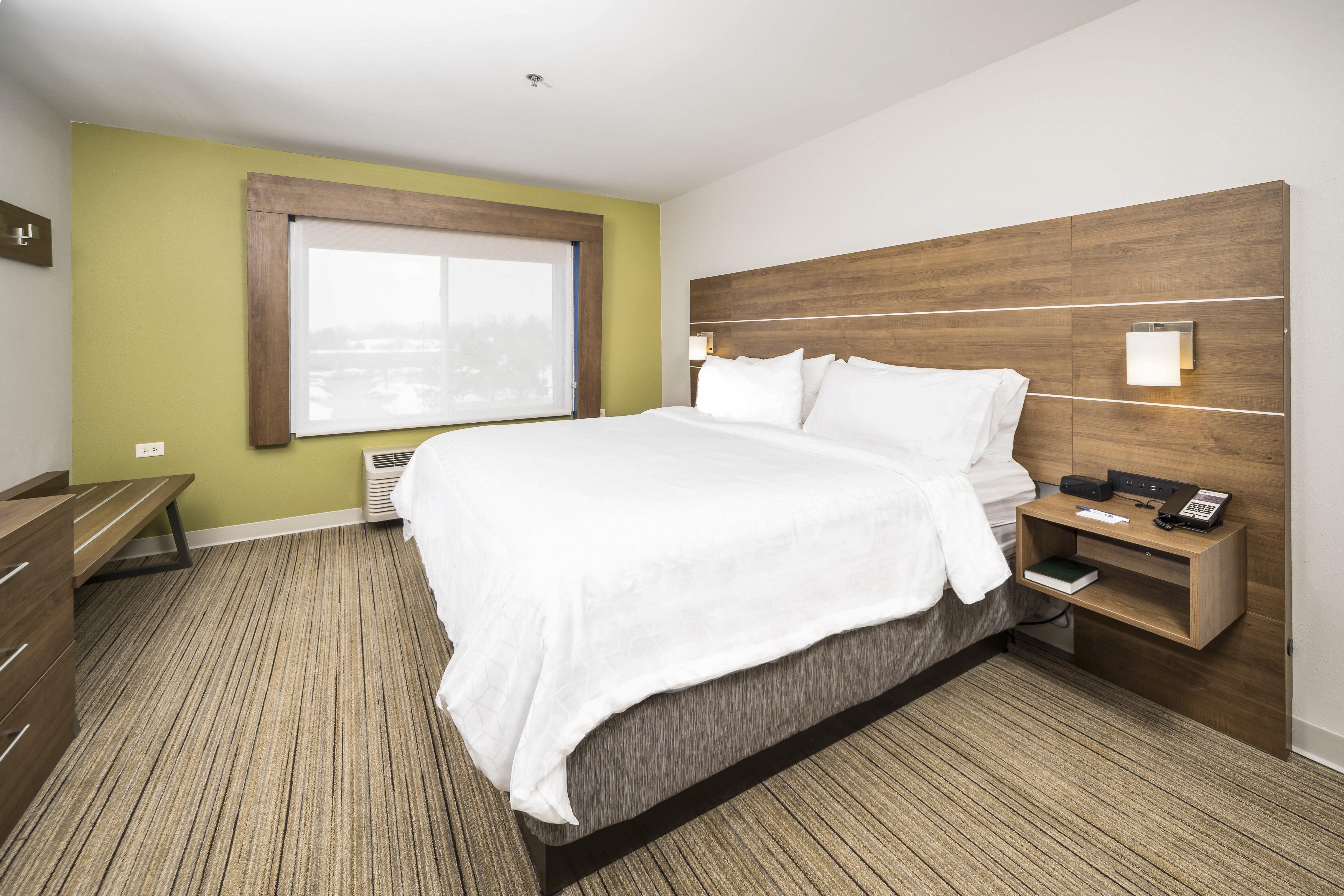 Holiday Inn Express Chicago Northwest-Vernon Hills By Ihg Εξωτερικό φωτογραφία