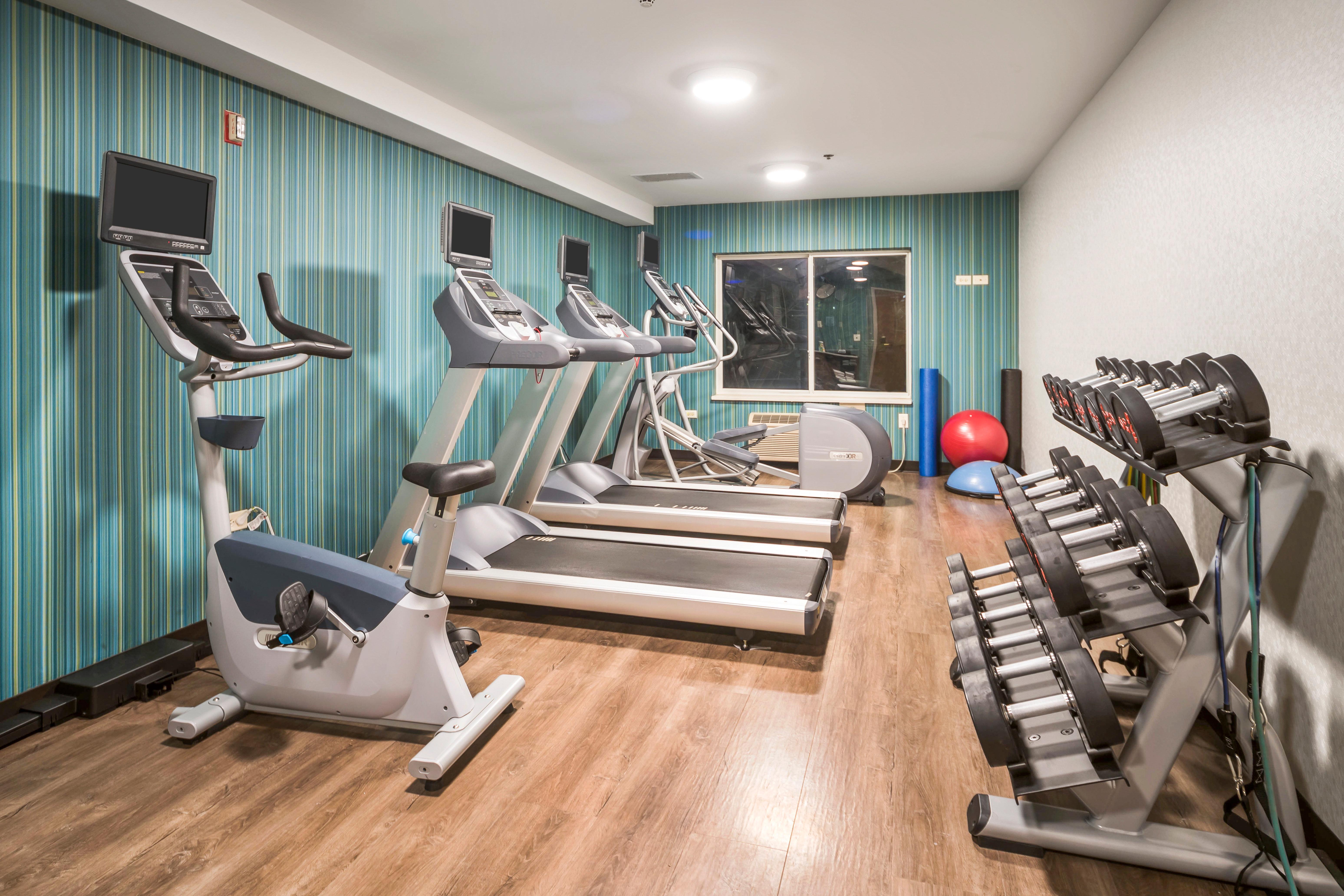 Holiday Inn Express Chicago Northwest-Vernon Hills By Ihg Εξωτερικό φωτογραφία