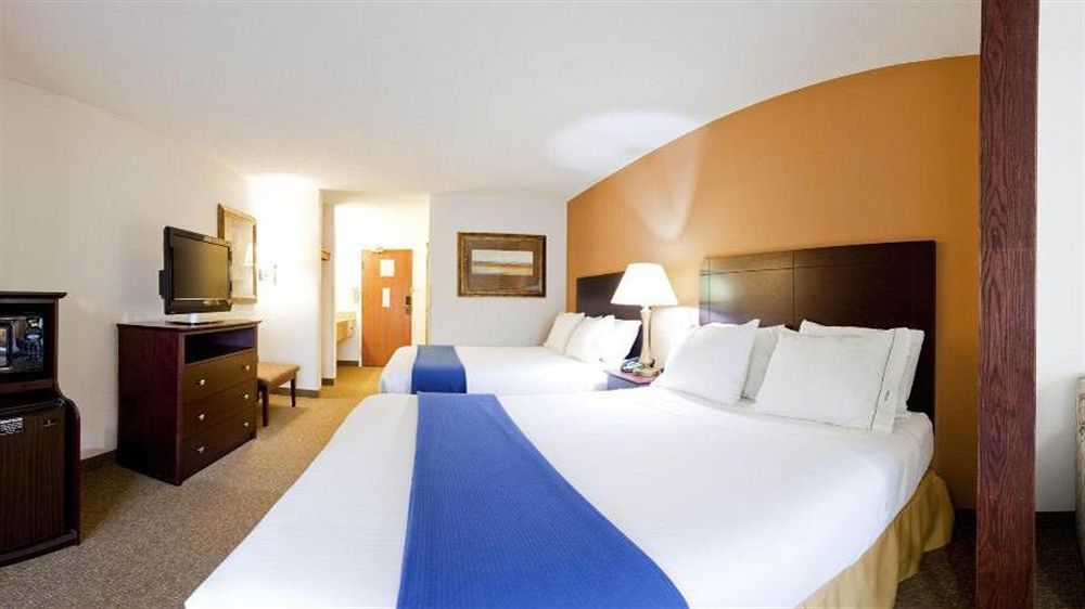 Holiday Inn Express Chicago Northwest-Vernon Hills By Ihg Εξωτερικό φωτογραφία
